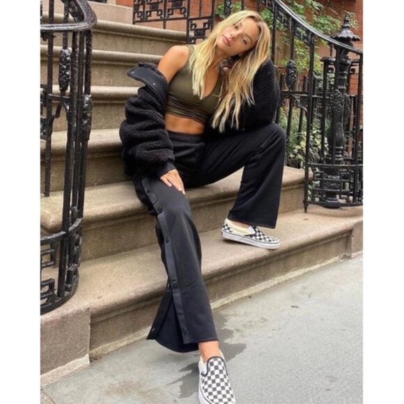 NEW Alo Courtside Tearaway Snap Pants Black High-Rise Buttons Straight Wide Leg - Picture 10 of 15